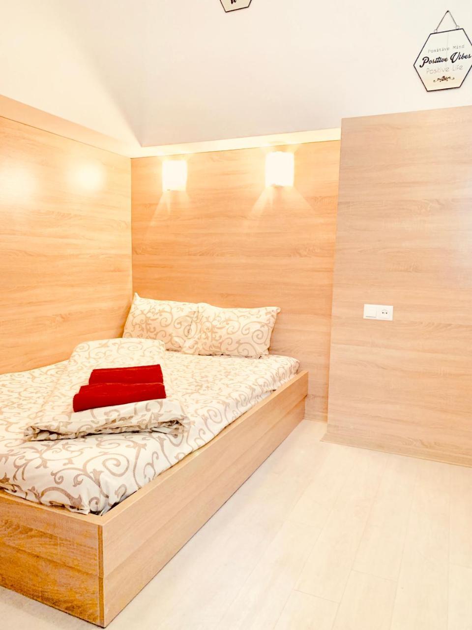 Mini Smart Apartments In The Central Part Of 리비프 외부 사진